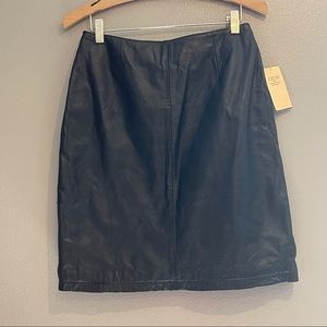 Wilsons Maxima Black Leather Skirt 8 NWT
